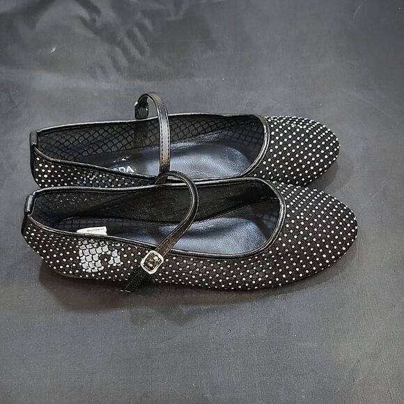 BRAND NEW TOP MODA MESH STUDDED  BUCKLE STRAP COMFORTABLE BALLERINA  FLA… - Picture 5 of 15